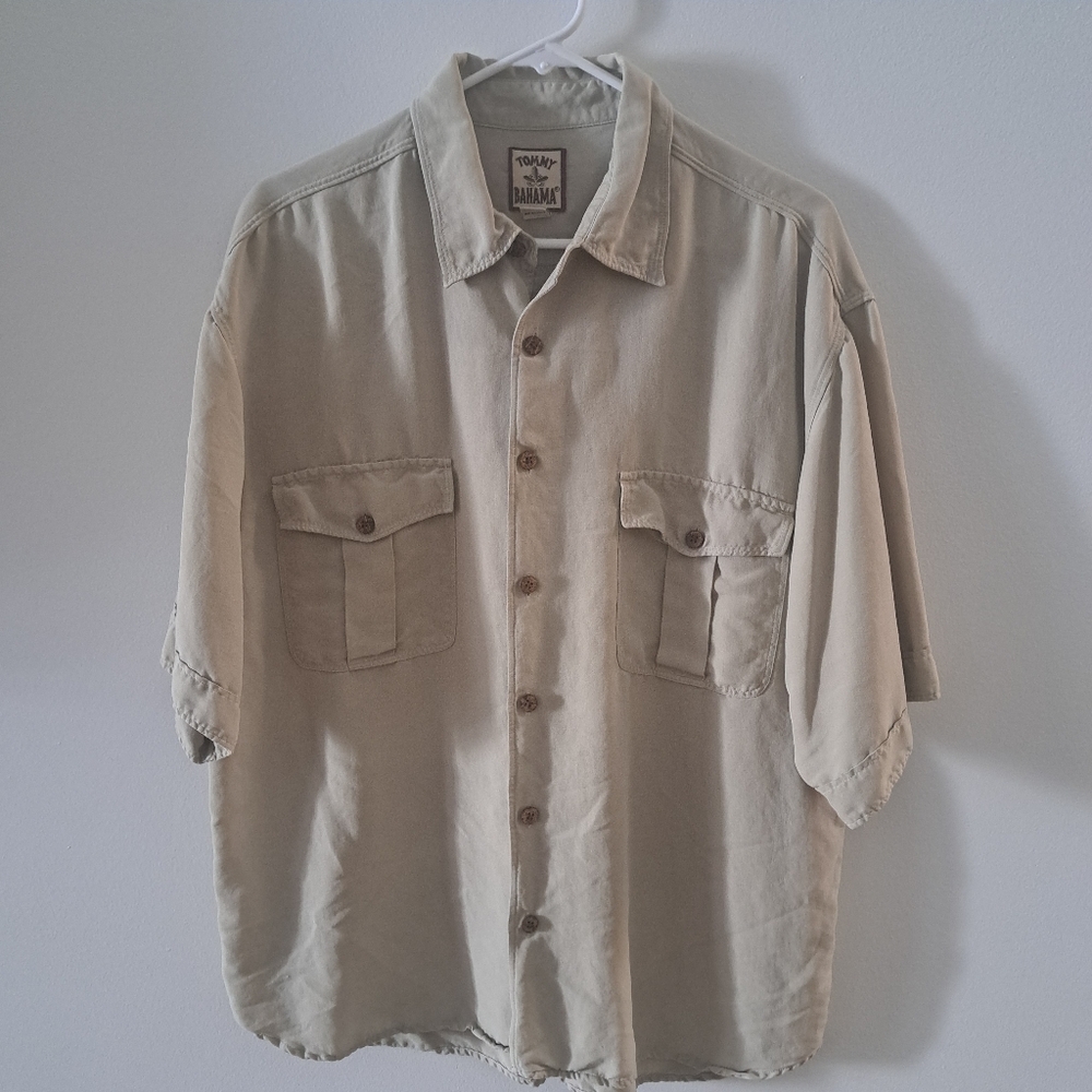 Tommy Bahama Men's Shirt 100% Silk Beige Short Sleeve Button-Up Size L